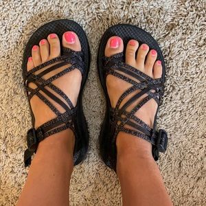 Wide triple strap Chacos